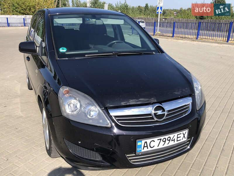 Минивэн Opel Zafira 2010 в Ковеле