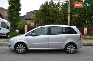 Минивэн Opel Zafira 2009 в 