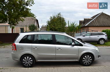 Минивэн Opel Zafira 2009 в 