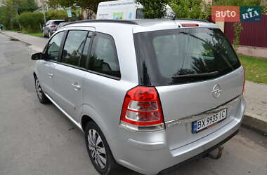 Минивэн Opel Zafira 2009 в 