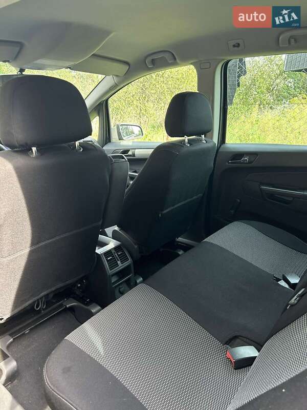 Минивэн Opel Zafira 2007 в Ковеле