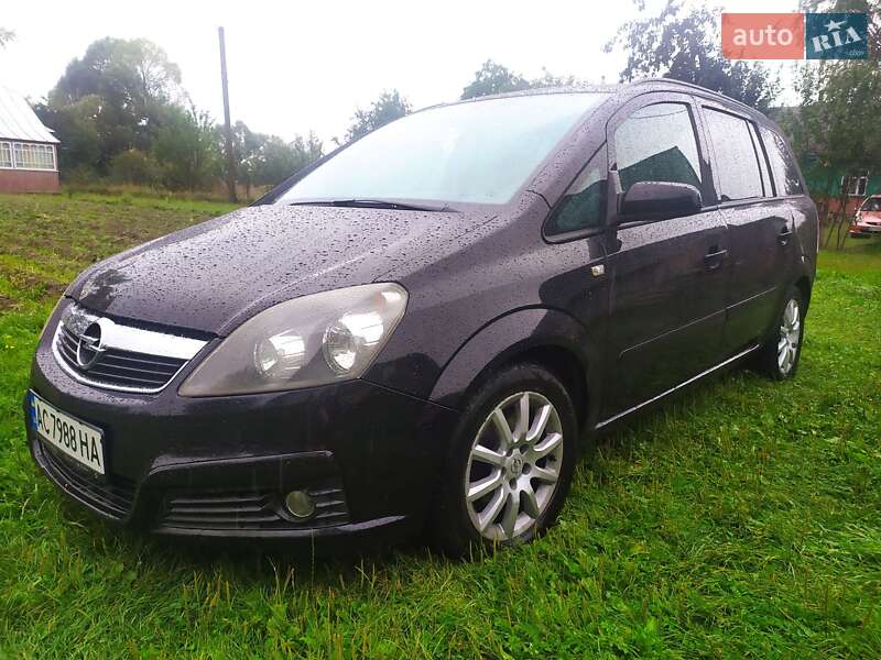Минивэн Opel Zafira 2007 в Ковеле