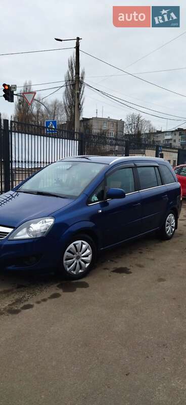 Мінівен Opel Zafira 2009 в Житомирі