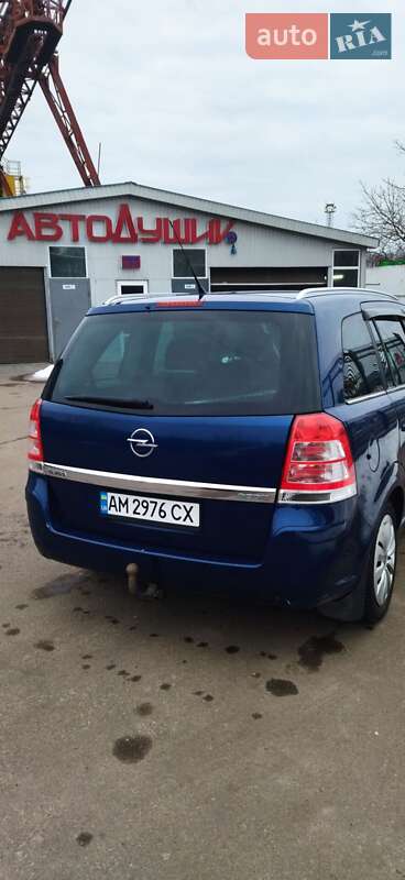 Мінівен Opel Zafira 2009 в Житомирі