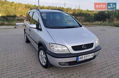Мінівен Opel Zafira 2001 в Чернівцях