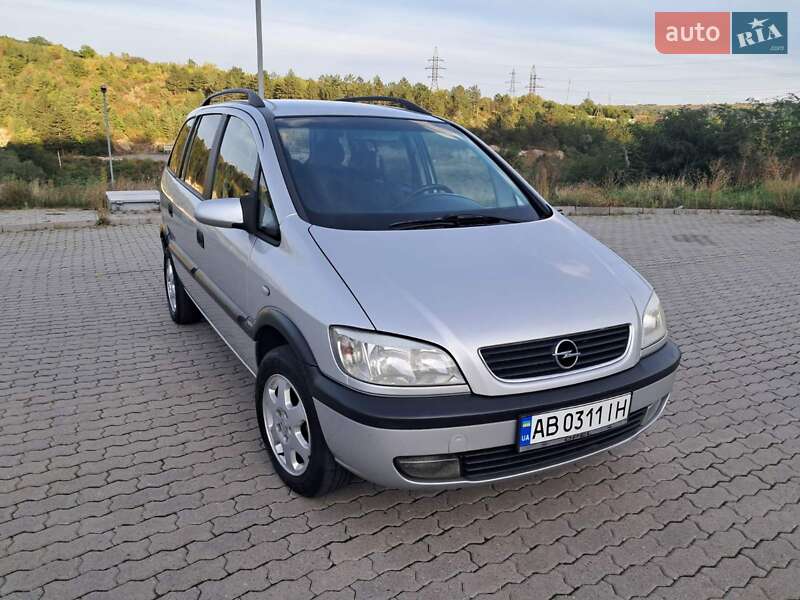 Opel Zafira 2001