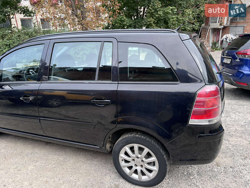 Минивэн Opel Zafira 2007 в Львове