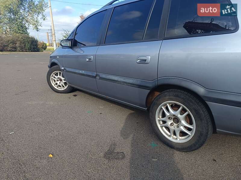 Минивэн Opel Zafira 2003 в Кривом Роге фото 43 Минивэн Opel Zafira 2003 в Кривом Роге