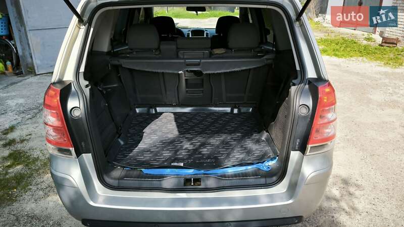 Мінівен Opel Zafira 2008 в Ходореві