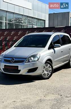 Минивэн Opel Zafira 2012 в 