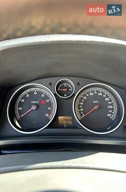 Минивэн Opel Zafira 2012 в 