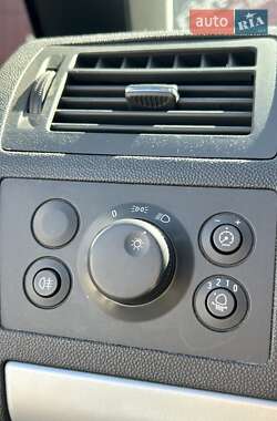 Минивэн Opel Zafira 2012 в 