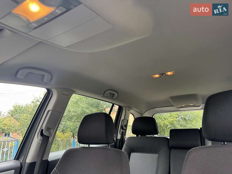 Минивэн Opel Zafira 2010 в Луцке