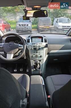 Минивэн Opel Zafira 2007 в Гостомеле