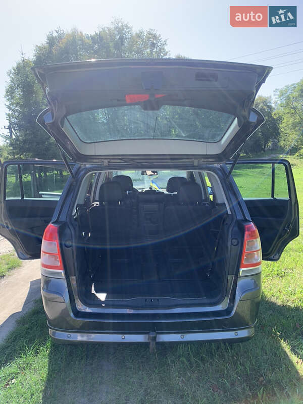 Мінівен Opel Zafira 2009 в Володимирі