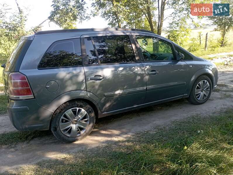 Минивэн Opel Zafira 2006 в Бродах