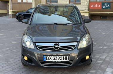 Минивэн Opel Zafira 2009 в 