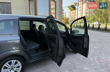 Минивэн Opel Zafira 2009 в 