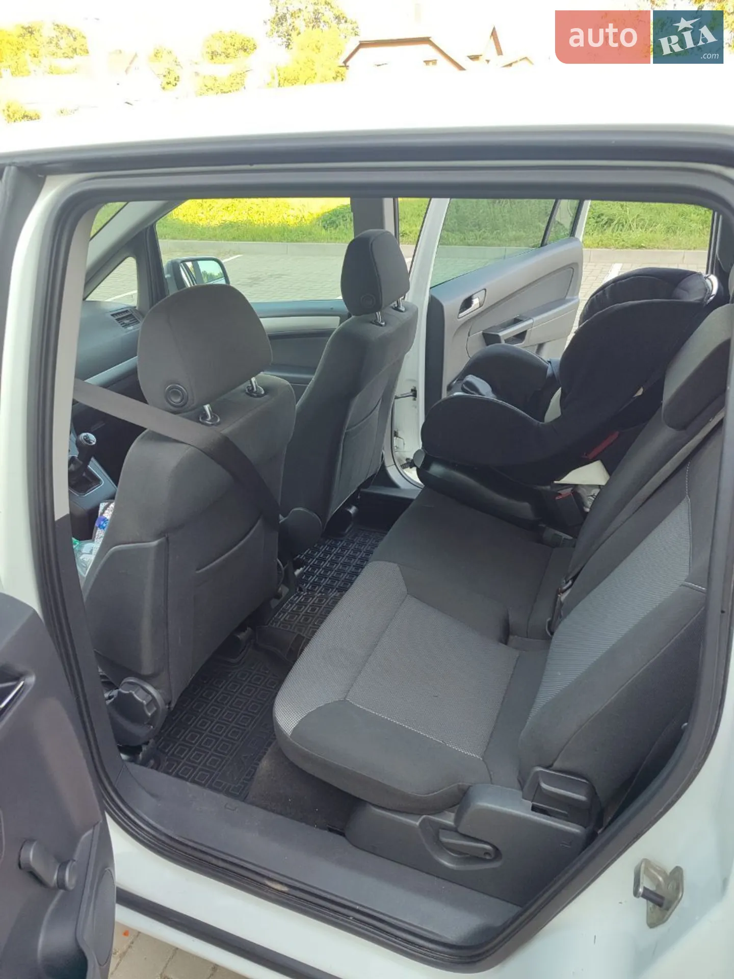 2011 Opel Zafira - мініатюра 21