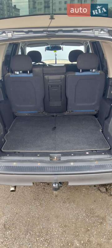 Мінівен Opel Zafira 2005 в Івано-Франківську