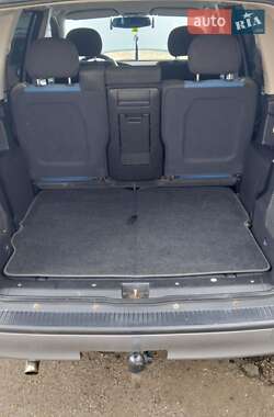 Минивэн Opel Zafira 2005 в  фото 3 Минивэн Opel Zafira 2005 в