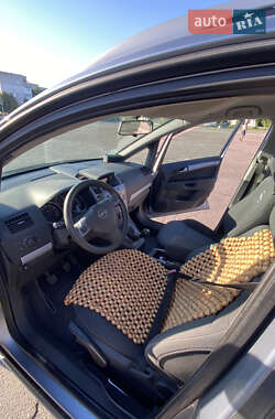Мінівен Opel Zafira 2006 в Андрушівці
