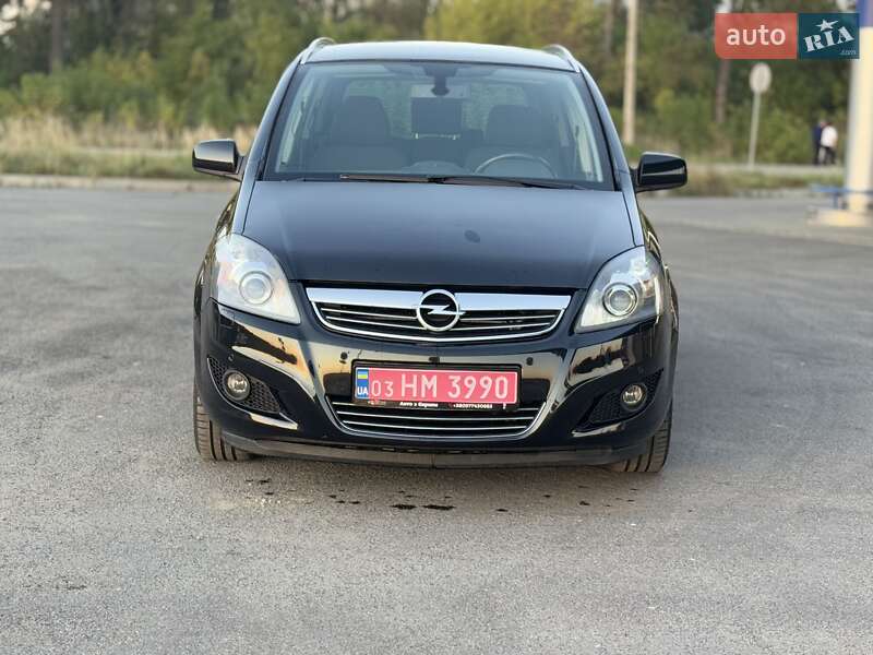 Мінівен Opel Zafira 2012 в Шепетівці
