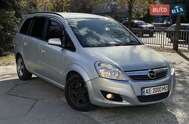 Минивэн Opel Zafira 2008 в Днепре