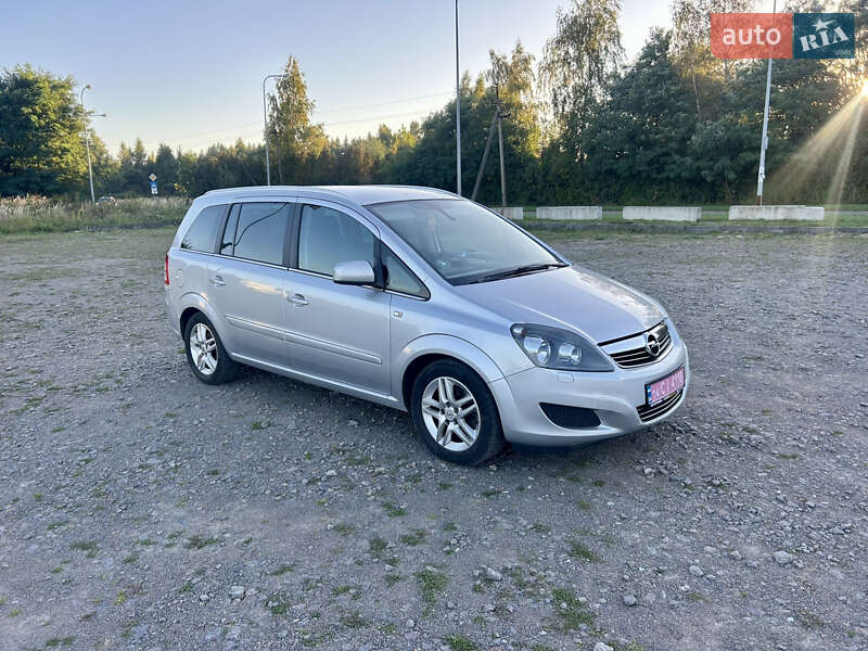 Минивэн Opel Zafira 2012 в Львове фото 22 Минивэн Opel Zafira 2012 в Львове