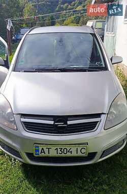 Минивэн Opel Zafira 2007 в 