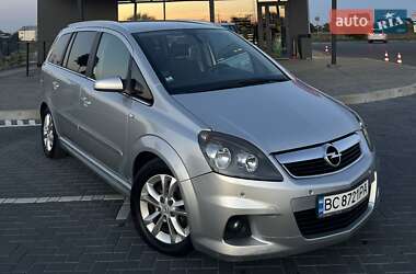 Минивэн Opel Zafira 2007 в Буске