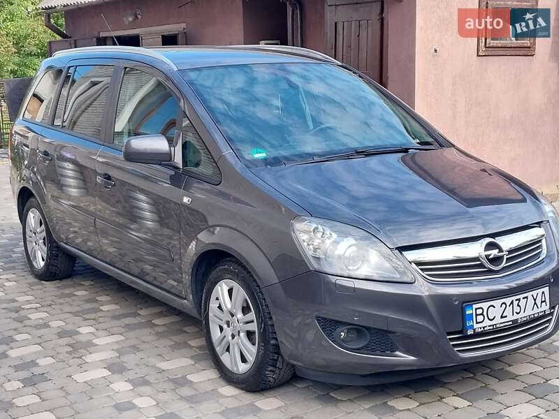 Мінівен Opel Zafira 2011 в Ходореві