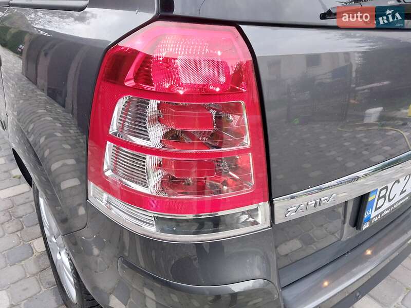 Мінівен Opel Zafira 2011 в Ходореві