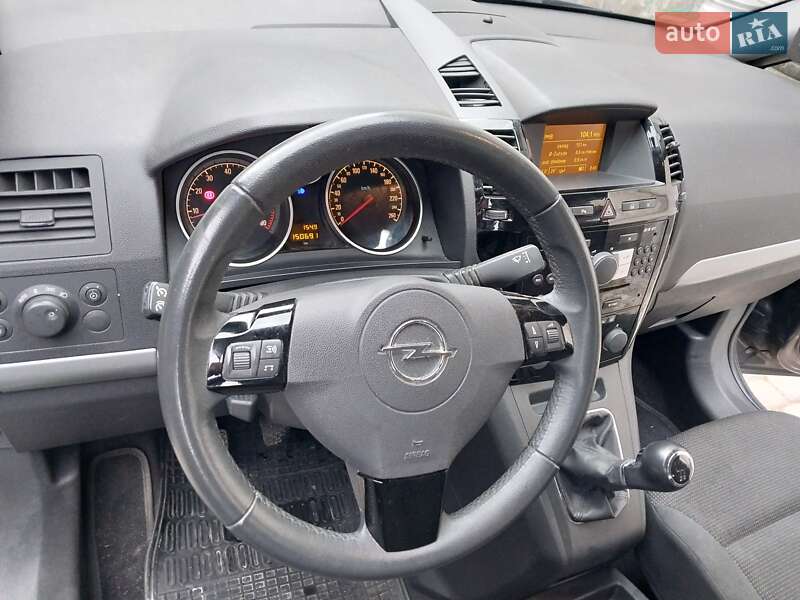 Мінівен Opel Zafira 2011 в Ходореві