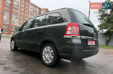 Минивэн Opel Zafira 2009 в Борисполе