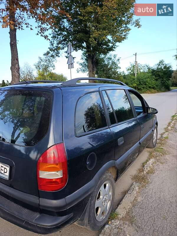 Opel Zafira 2002
