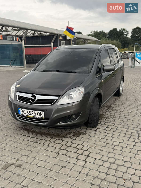 Минивэн Opel Zafira 2012 в Львове фото 2 Минивэн Opel Zafira 2012 в Львове