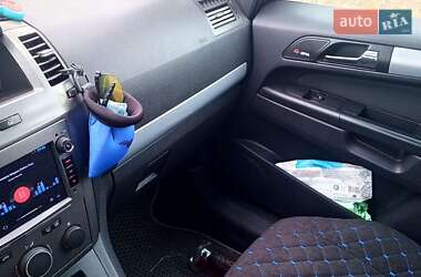 Минивэн Opel Zafira 2006 в Харькове