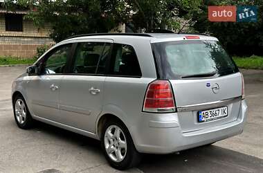 Минивэн Opel Zafira 2007 в 
