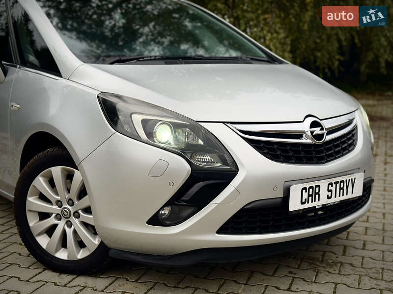 Минивэн Opel Zafira 2012 в Стрые