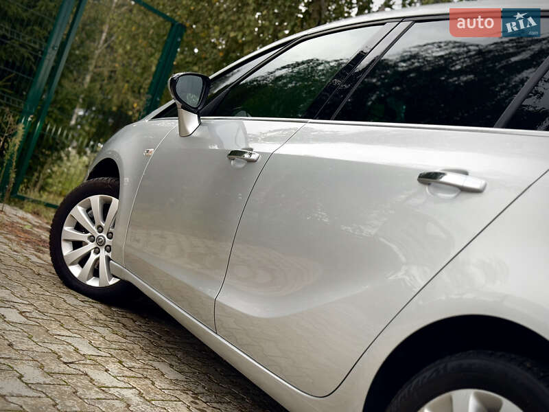 Минивэн Opel Zafira 2012 в Стрые
