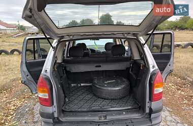 Минивэн Opel Zafira 2001 в Лозовой