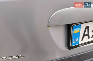 Минивэн Opel Zafira 2001 в Лозовой