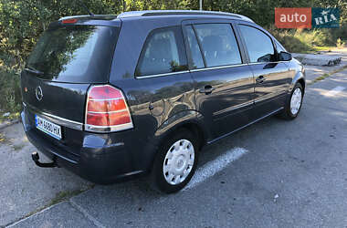 Минивэн Opel Zafira 2006 в 