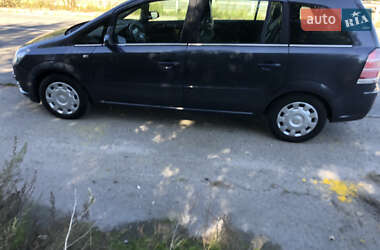 Минивэн Opel Zafira 2006 в 