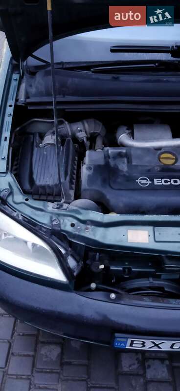 Минивэн Opel Zafira 2001 в Каменец-Подольском
