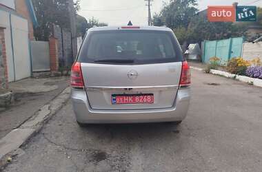 Минивэн Opel Zafira 2009 в 