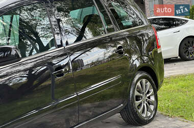 Минивэн Opel Zafira 2011 в 