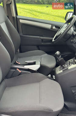 Минивэн Opel Zafira 2011 в 
