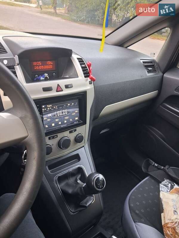 Opel Zafira 2008